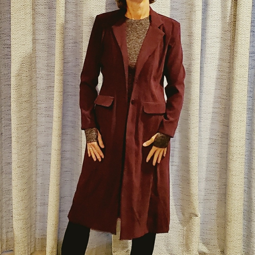 R & K Maxi coat Burgundy 3 buttons velvety feel sz. 6P - Picture 2 of 12